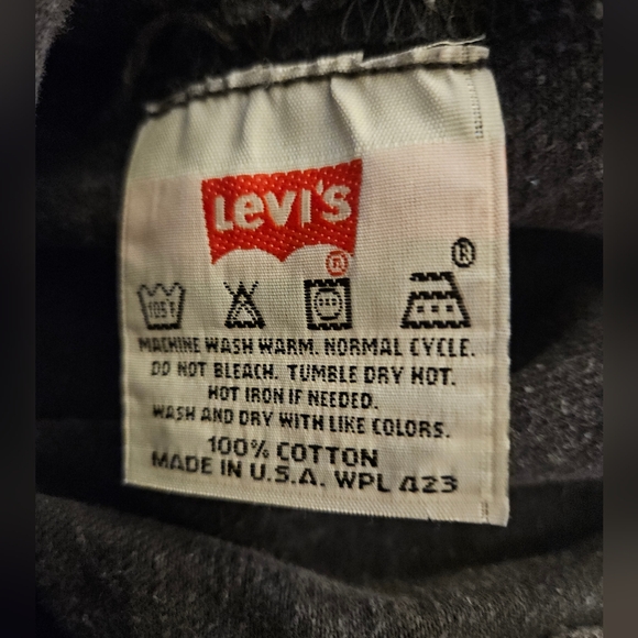 Vintage Levi's 501 button fly men's or women's size 32x32 - Picture 7 of 8